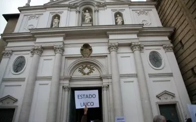 Por un estado laico