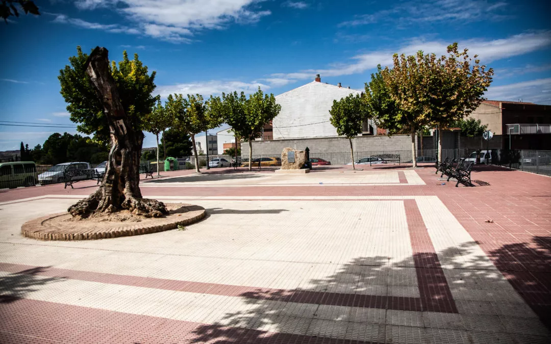 MEMORIAL DEPORTADOS A CAMPOS NAZIS (Caspe)