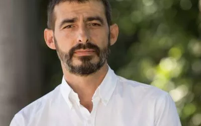 PONGÁMONOS EN PIE DE PAZ